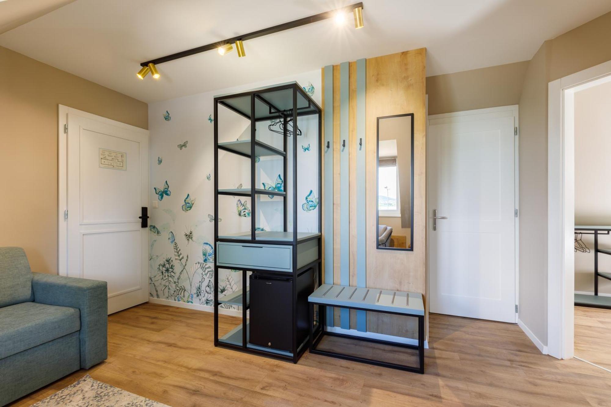 Lepke Apartmanhaz Es Etterem Tihany Εξωτερικό φωτογραφία