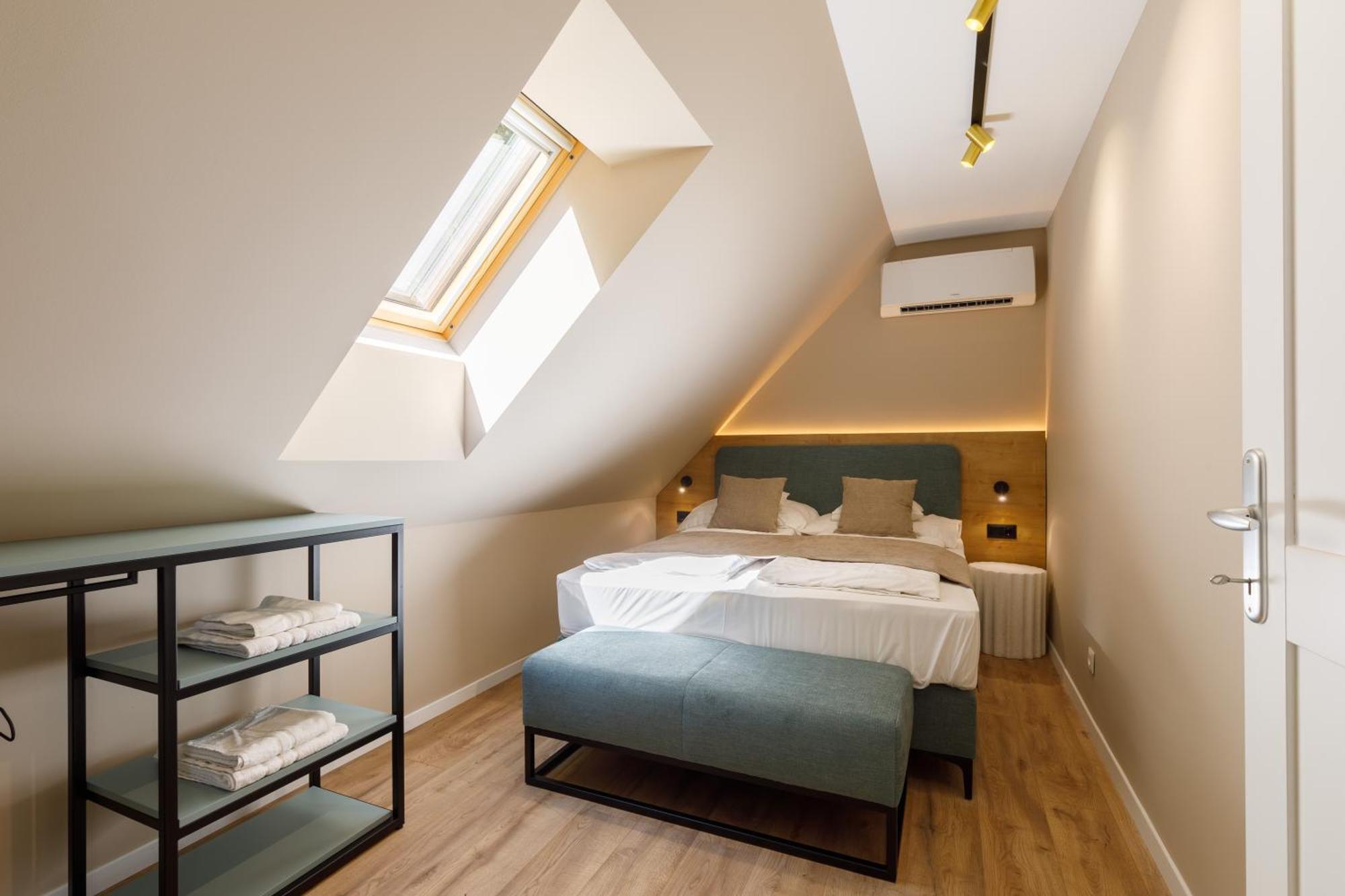 Lepke Apartmanhaz Es Etterem Tihany Εξωτερικό φωτογραφία