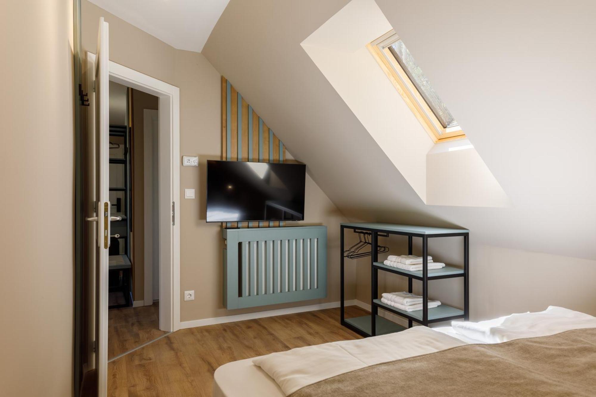 Lepke Apartmanhaz Es Etterem Tihany Εξωτερικό φωτογραφία